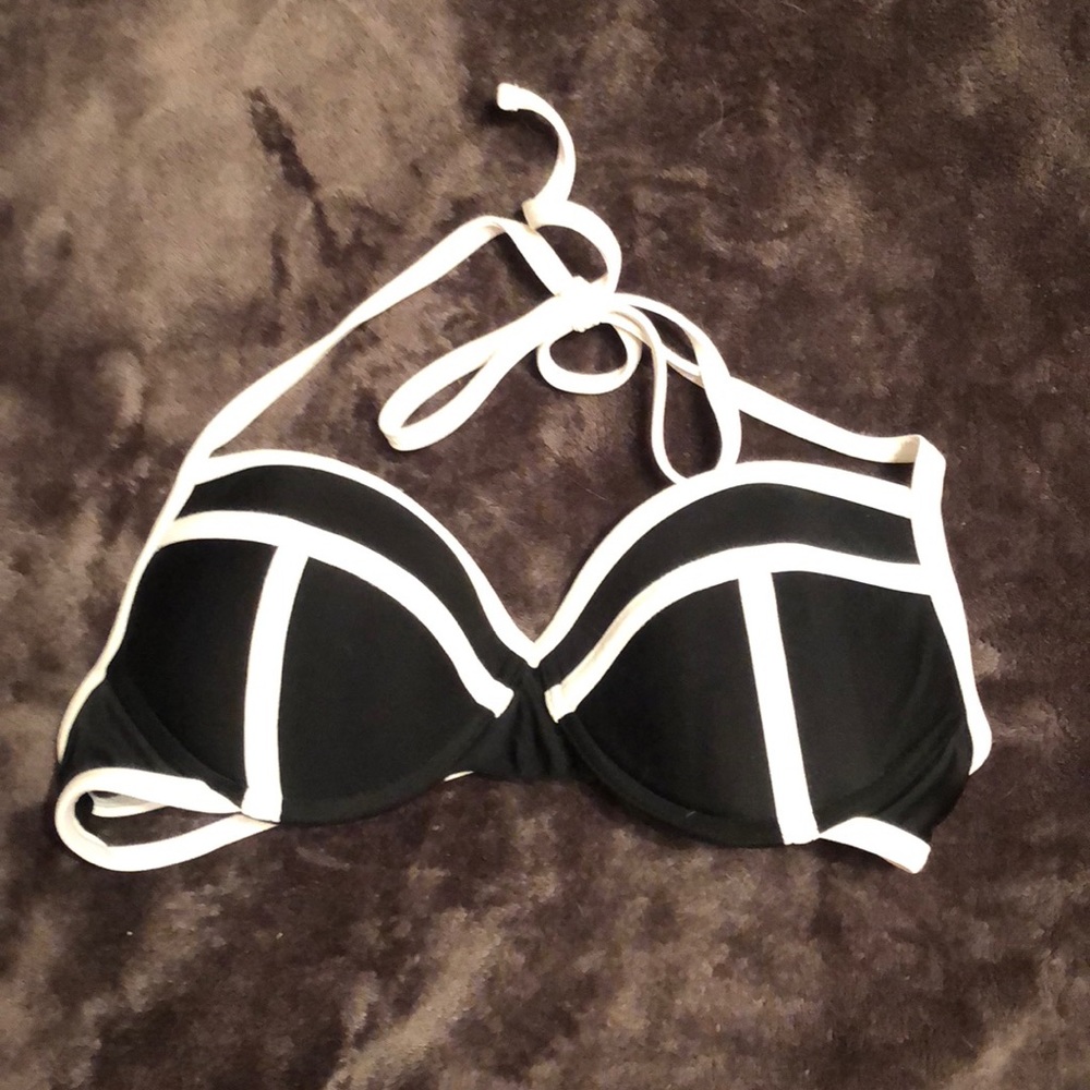 Bathing suit top